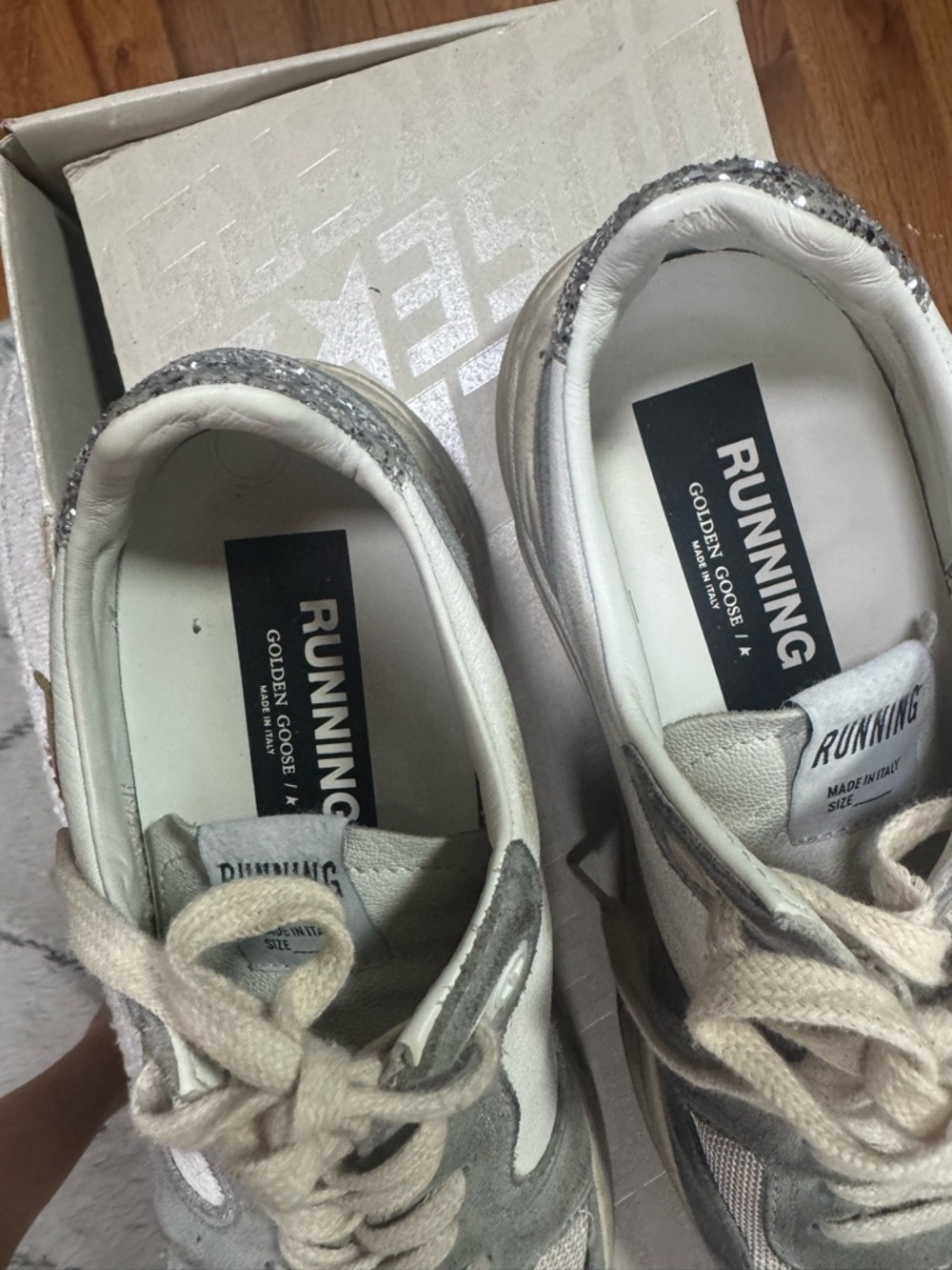 Golden Goose Running Sole Sneakers Silver White Glitter Heel Size 39 - Picture 5 of 7